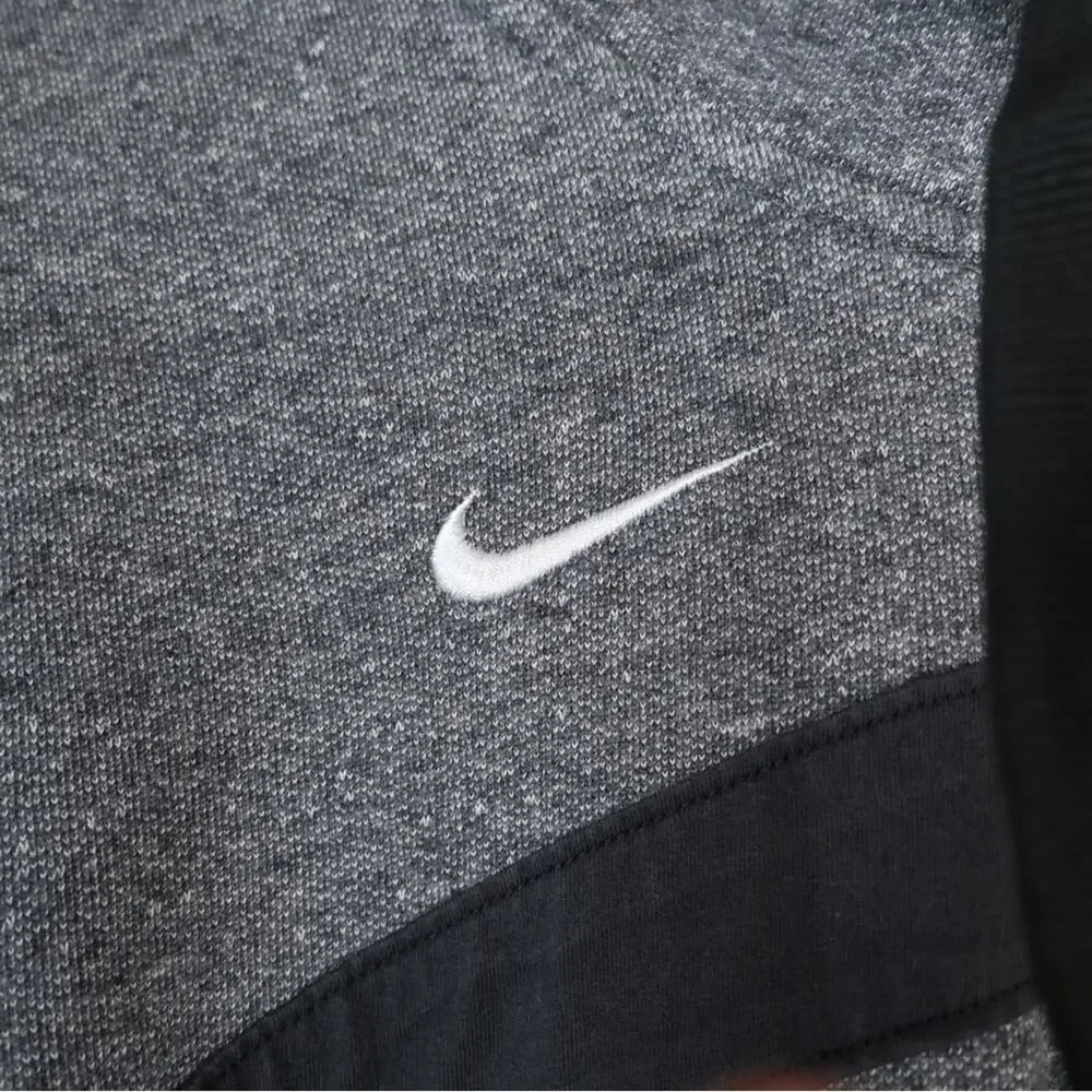Nike Women's L Gray Quarter Zip Pullover Hoodie